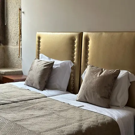 Guest house Alojamento Central *