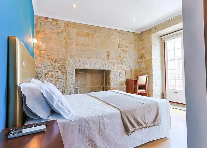 Konukevi Alojamento Central